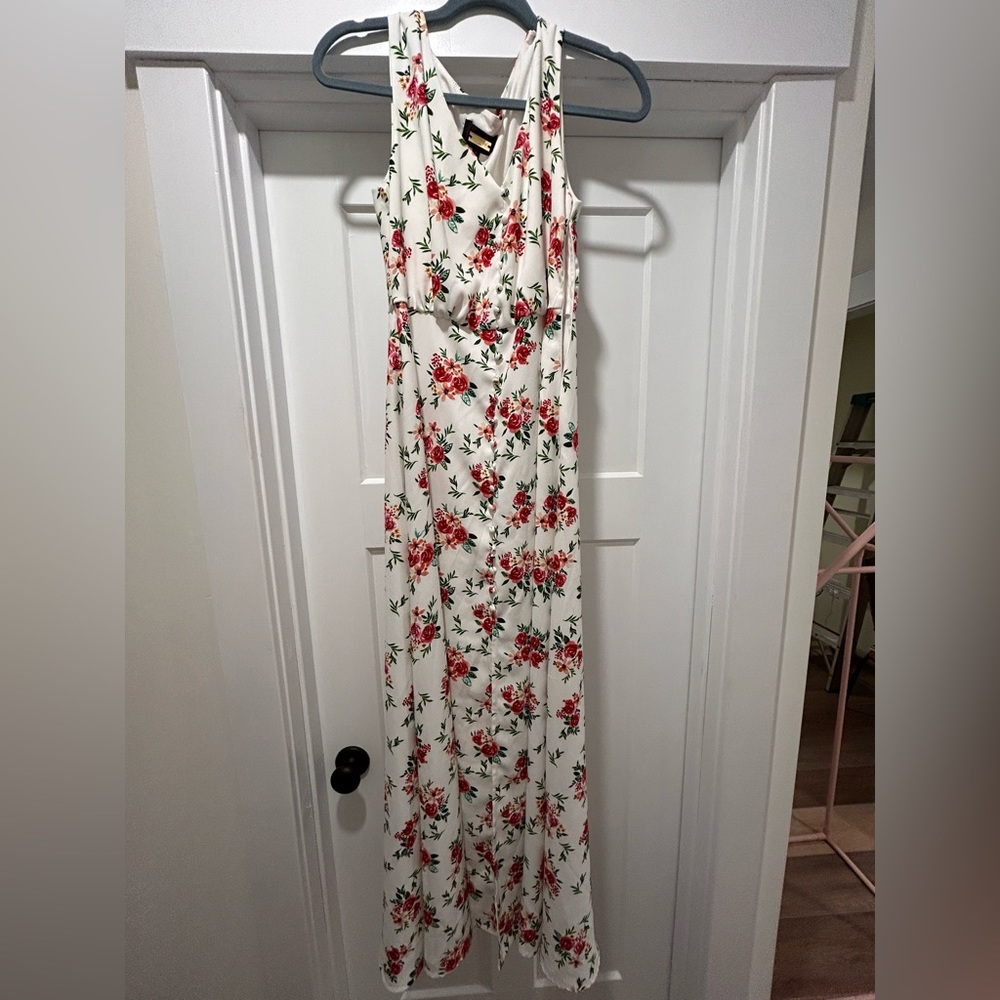 White floral maxi dress
